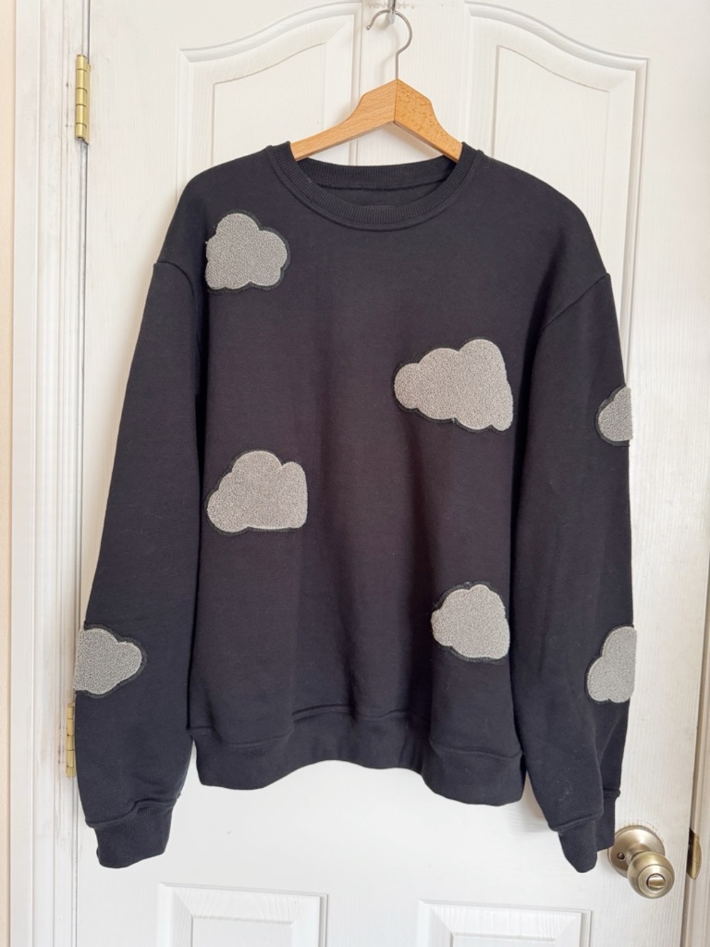 Steady Hands Black Playful Gray Cloud Patch Applique Oversized Sweatshirt size M - Picture 2 of 9